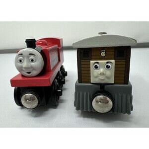 Thomas & Friends Gullane Ivo Hugh Red Train Engine + 7 Toby Car Magnetic Wooden